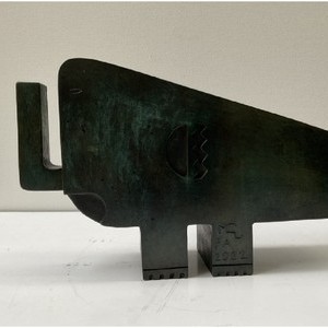 2022-Elefante camper, Escultura en bronce, 24 x 37.5 x 10 cm