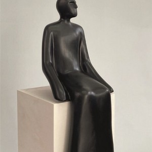 2022-CONTEMPLARIO SENTADO, Bronce a la cera perdida 45 x 17 x 17 cm.